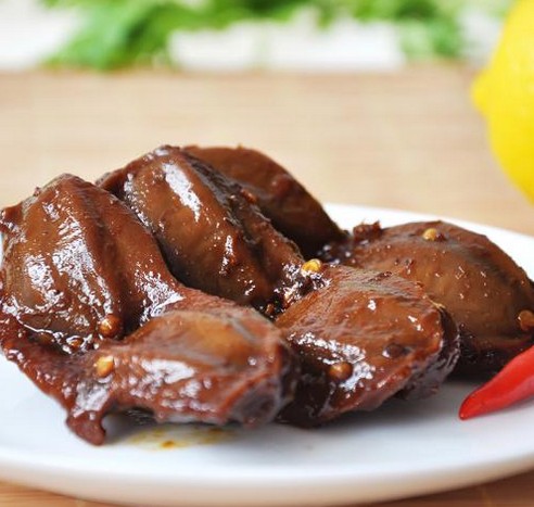 周黑鸭陷直营模式扩张瓶颈 关店117家