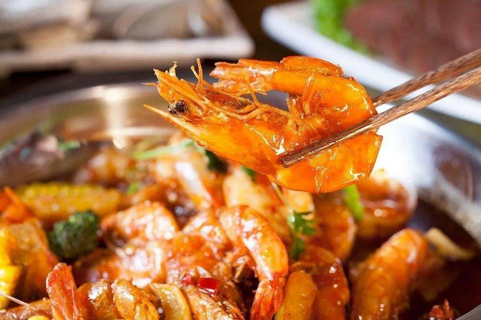 虾吃虾涮虾火锅是怎么打破川渝火锅“排外”魔咒的?
