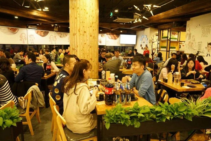 柳叶刀烧烤 这家医生们开的烧烤店有什么不同?