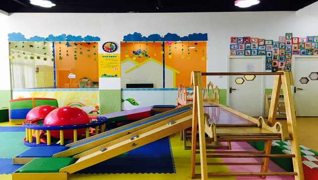 七彩宝屋早教:每个孩子都是发展的天才