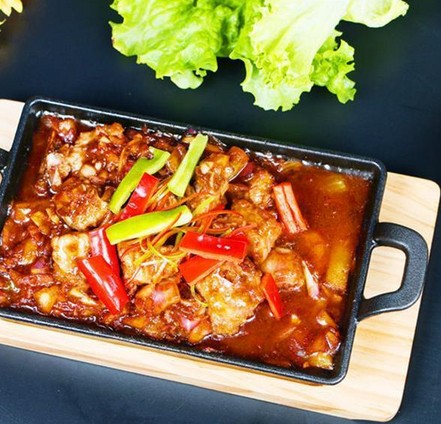 梵珮烤鱼饭 一个人也可以开心吃烤鱼