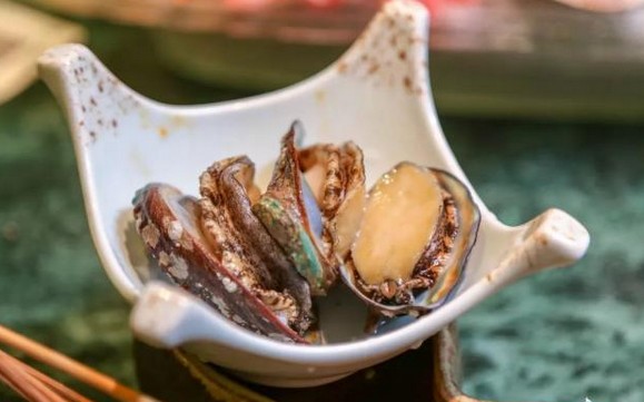 人均排队3小时 四次央视报道 集渔如何成为品类现象级黑马?