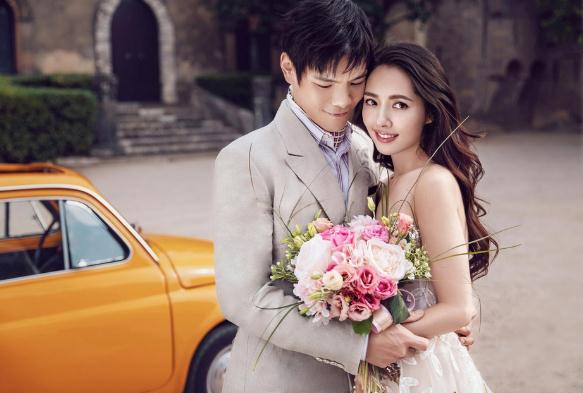 婚纱搭配图片_婚纱图片唯美(2)