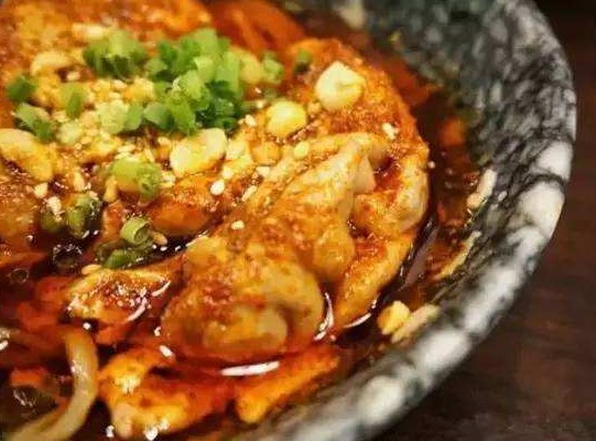 付小姐在成都开业当天营收2万 王志丹都做了些什么?