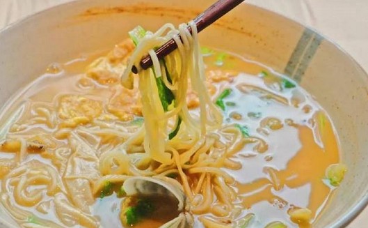 新荣记开设子品牌荣叔的面馆 这碗面凭什么卖128元?