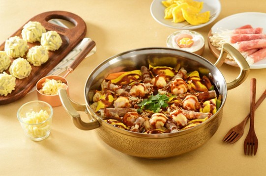 芝士迷失控!黄记煌推出了新品芝味锅!