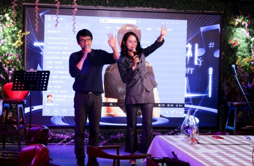 探花礼音乐餐厅 有星级的环境也有大众的消费