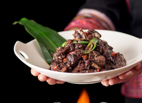 探花礼音乐餐厅 有星级的环境也有大众的消费