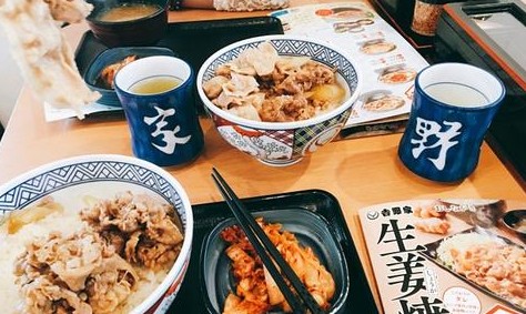 进入中国27年 “日本的沙县小吃”吉野家都经历了什么?