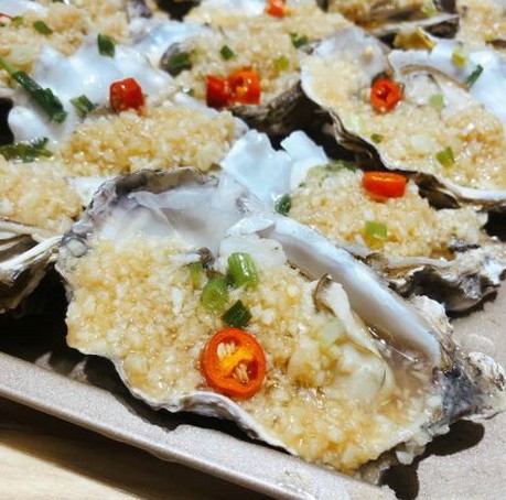 深耕烧烤行业近五年 开蚝屋再开两家分店