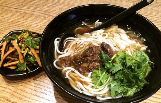 每日外卖500单 遇花溪苗家牛肉米粉有什么秘诀?