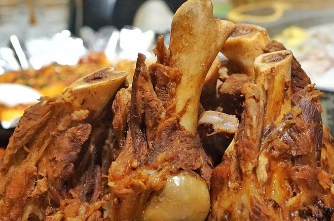 一把骨:用十三年做好一道猪棒骨