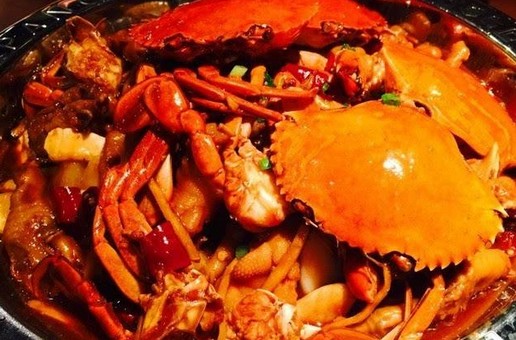 黄子韬也做餐饮了!好实鲜蟹煲开业即火爆!