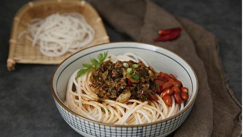 每日外卖500单 遇花溪苗家牛肉米粉有什么秘诀?