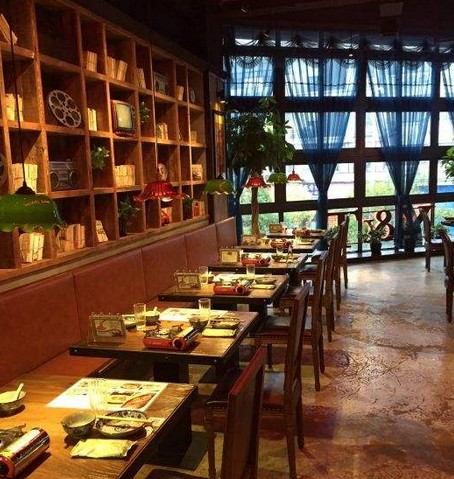 洋庭小馆:一年卖3万多鱼头 单店日营业额曾达两万元