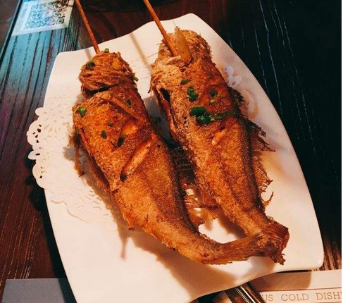 洋庭小馆:一年卖3万多鱼头 单店日营业额曾达两万元