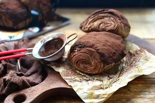 泡面食堂、答案茶 拍照打卡的网红店为何“难逃一死”?