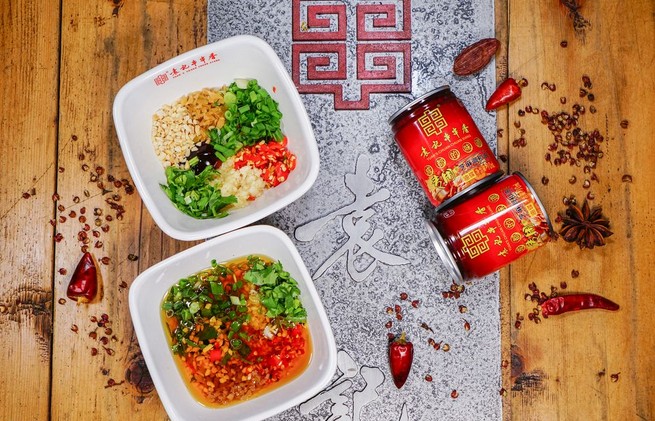 400家门店 年销30亿签 袁记串串香的秘诀在哪里?