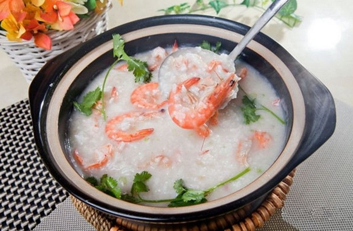 200平日流水3万 潮本味潮汕砂锅粥:痛点就是商机