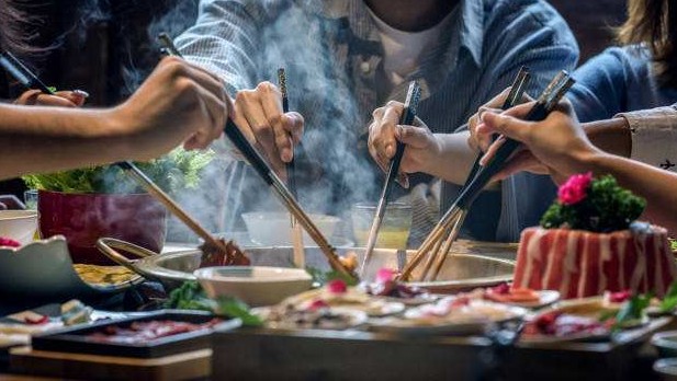 海底捞市值突破2000亿港元 未来5年门店数量或达1800家