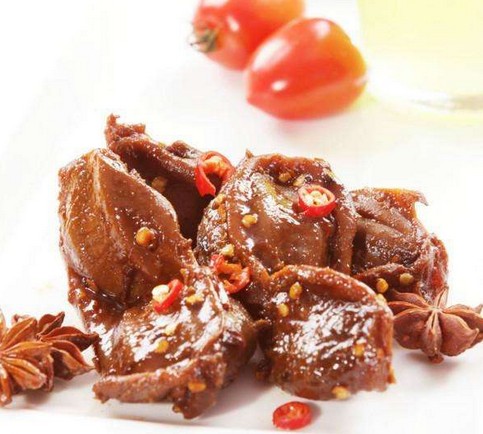 登顶“最爱吃的鸭脖卤味品牌榜” 周黑鸭凭什么这么火?