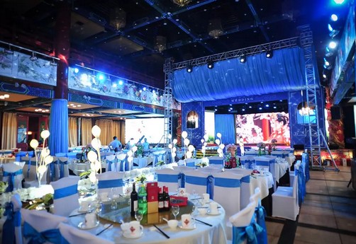 餐饮巨舰西湖楼:占地面积88亩可同时容纳4000人就餐