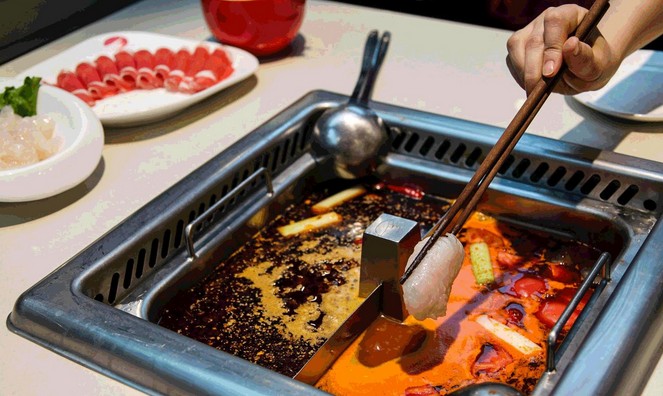 海底捞只是一个火锅店?张勇打造的是一个海底捞“帝国”