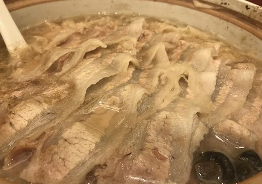 274年老招牌依然亮丽夺目 砂锅居凭什么?