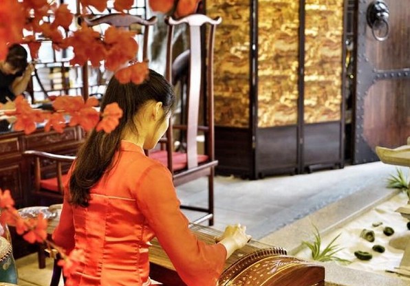 杨记隆府:地道重庆江湖菜 一秒穿越到江湖