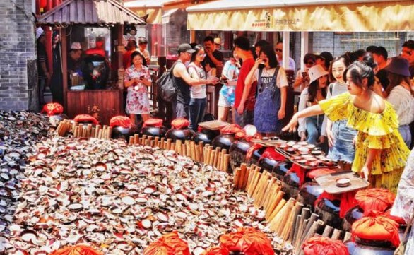 当初火爆抖音的摔碗酒现在怎么样了?