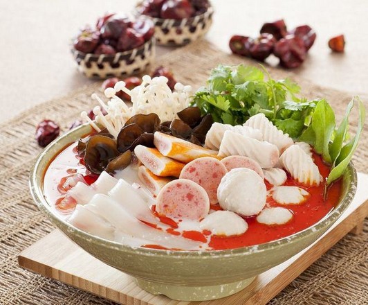 从放羊娃到5500家连锁店 杨国福麻辣烫是如何炼成的?