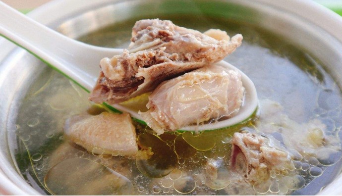 老乡鸡:预计2023年成为中式快餐的第一个百亿品牌