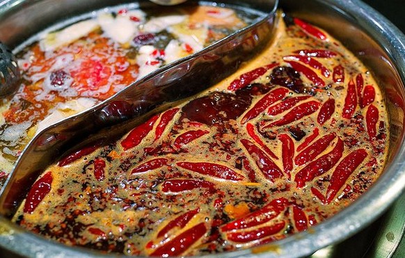 单日排队986桌 珮姐老火锅的成功之处在哪?