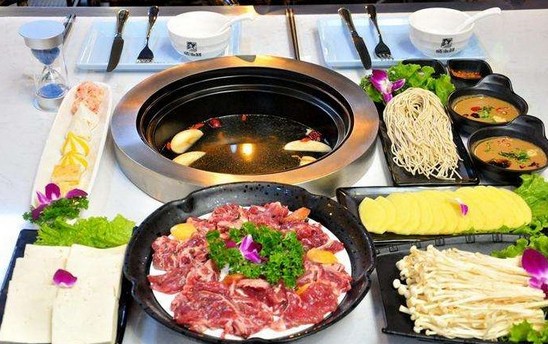 结合中式火锅与西式餐法 腩潮鲜:大块吃肉才过瘾!