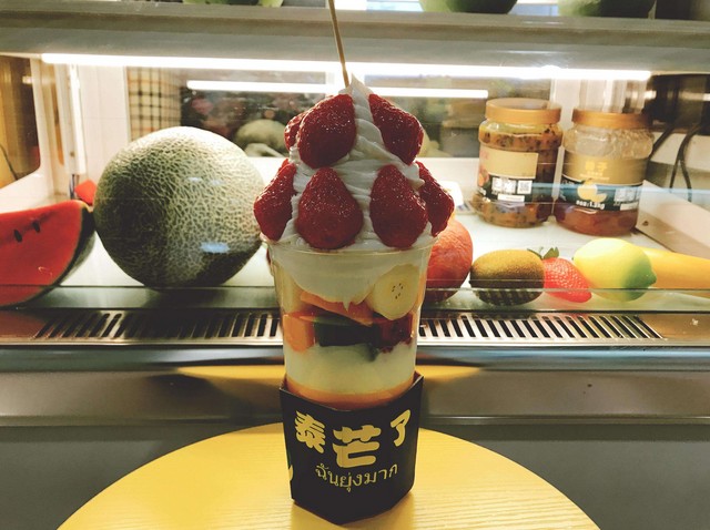 日日爆满的甜品店 泰芒了太忙了!