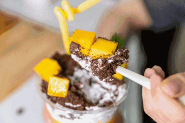 日日爆满的甜品店 泰芒了太忙了!