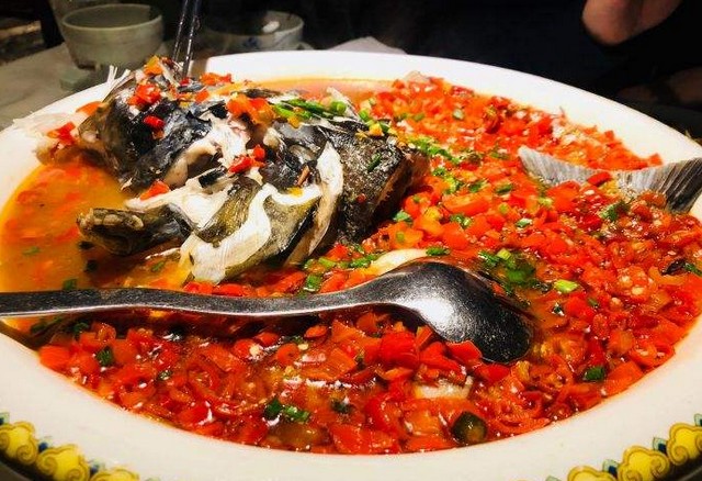 名列湘菜榜第一 湘之荷如何用麻辣征服杭州人的胃?