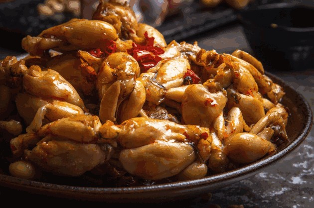 哥老官美蛙鱼头火锅为什么这么受欢迎?