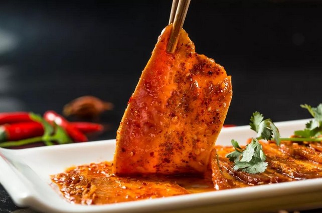 想不被喜爱都难 小龙串烧开启“边涮边烤”新体验