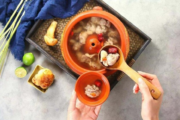 13年只开8家直营店 茶花妹子云南菜为什么这么“慢”?