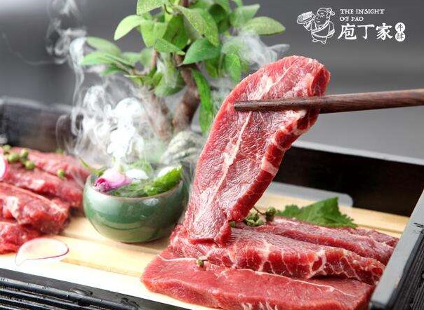 庖丁家水煮牛排火锅:更懂牛肉的品牌 给您的不仅是新鲜