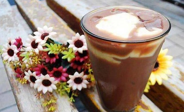 CoCo都可们都开到小县城了 小品牌还有活路吗?