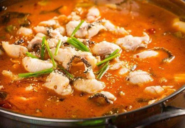 源自重庆的经典菜品 田哥酸菜鱼好吃不厌