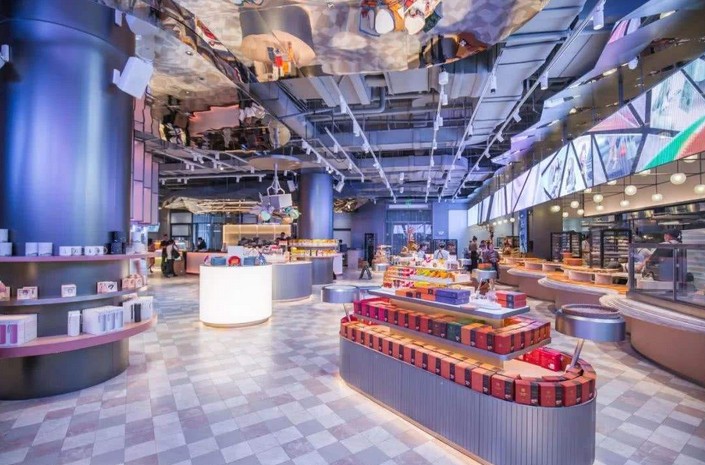 王者对垒 奈雪把店开在了喜茶总部附近