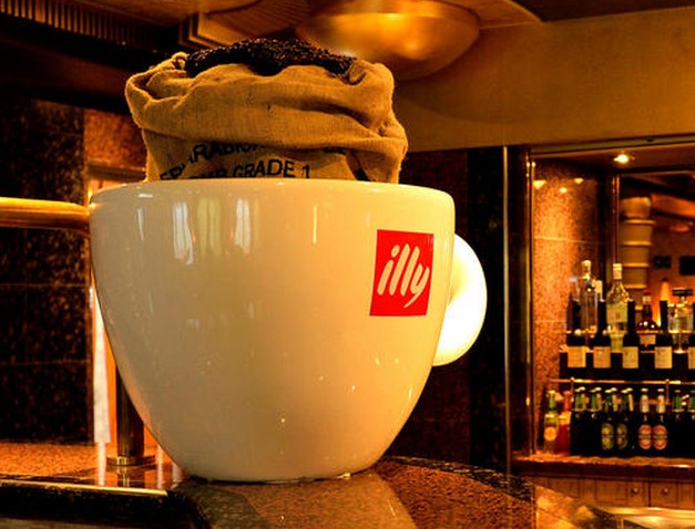 意大利=咖啡界“龙头大佬”illy咖啡来华开店了