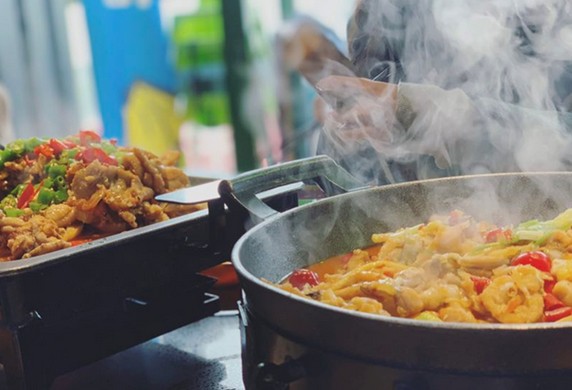 蛙喔!这个牛蛙潮牌餐厅正风靡全国!