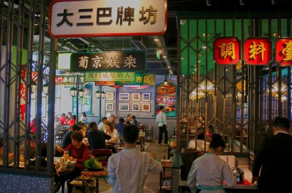 独创猪骨火锅 澳门星记猪骨成为“火爆长三角的餐厅”