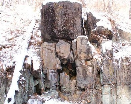 黑龙江省大兴安岭呼中区发现3幅距今约7000年岩画