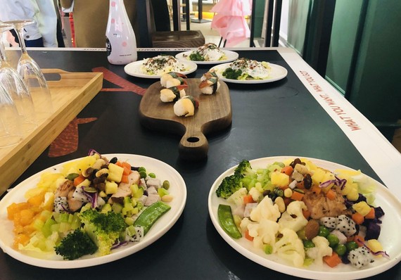 当健身房遇见轻食餐厅 F+轻食健身为你打造健康生活