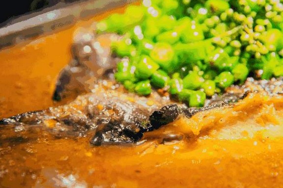 1年就开出100家新店 小小河边鱼凭啥“鱼跃龙门”?